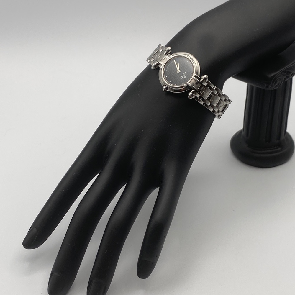 Authentic Fendi 750L Orologi 3 Jewels Stainless Steel Quartz Watch.‎ Working.